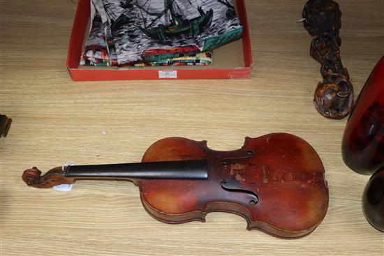 An early 20th century violin